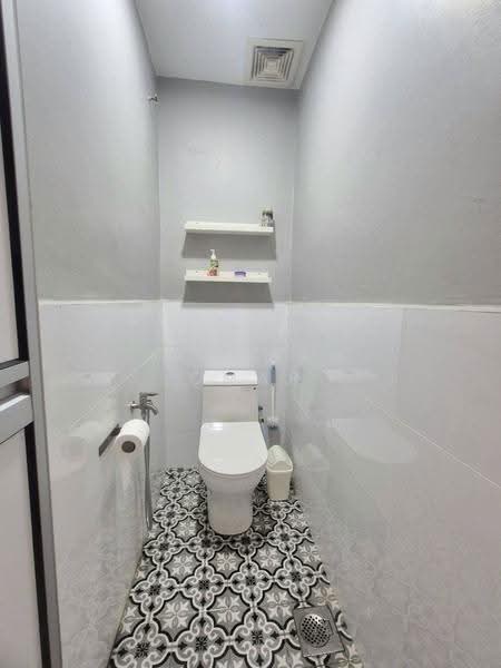 1-storey Terraced House for Sale in Taman Petaling (Klang) - Hazeman Omar - Bathroom - PropertyGuru.com.my