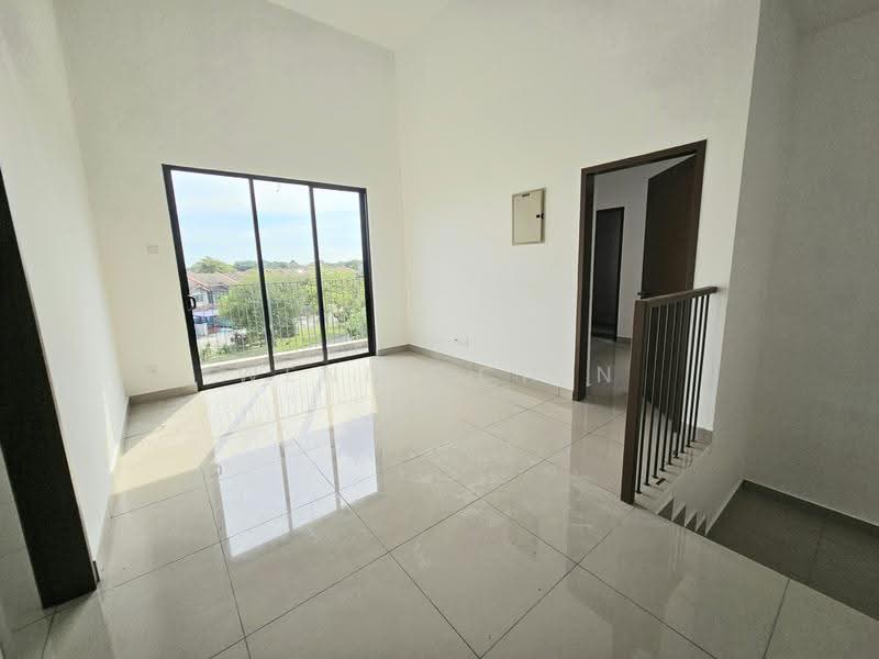 Rumah Teres 3-Tingkat untuk Dijual di Taman Putra Prima (Puchong) - Wendy Chin - PropertyGuru.com.my