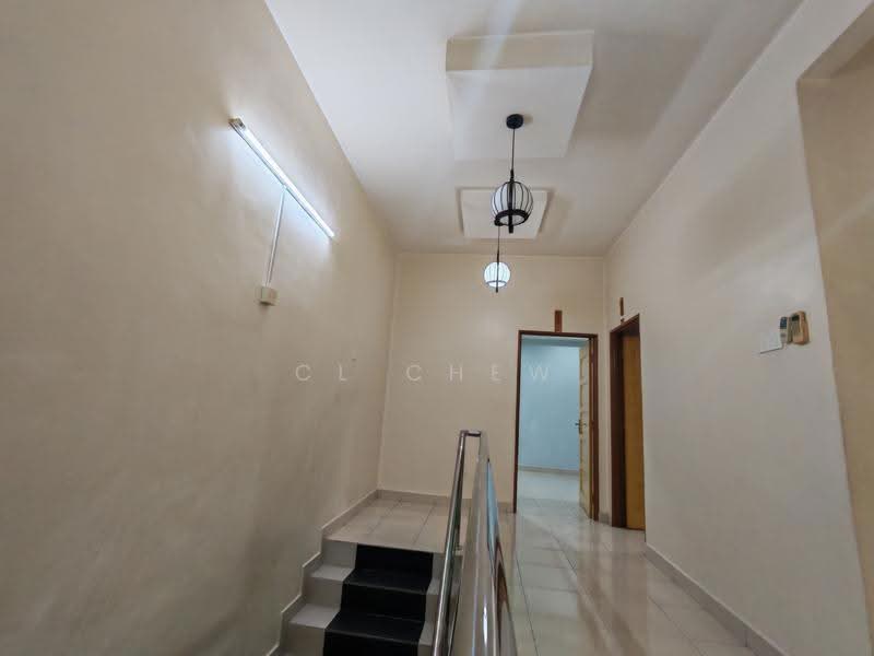 Rumah Berkembar untuk Dijual di Taman Sentosa (Klang) - CL Chew - Corridor - PropertyGuru.com.my