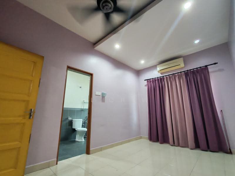 Rumah Berkembar untuk Dijual di Taman Sentosa (Klang) - CL Chew - Bathroom - PropertyGuru.com.my