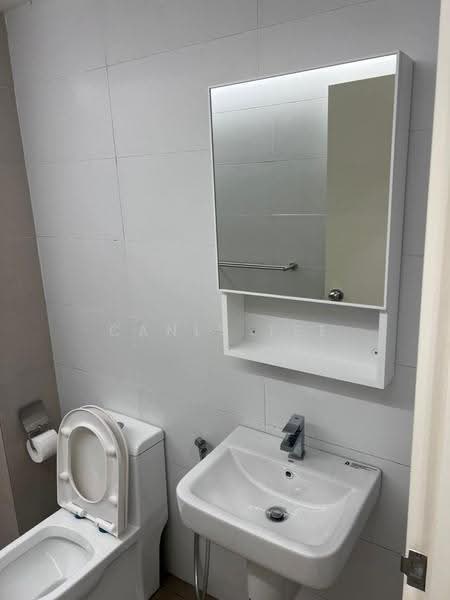 Kediaman Servis untuk Disewa di TRIO By Setia - Canly Tee - Bathroom - PropertyGuru.com.my