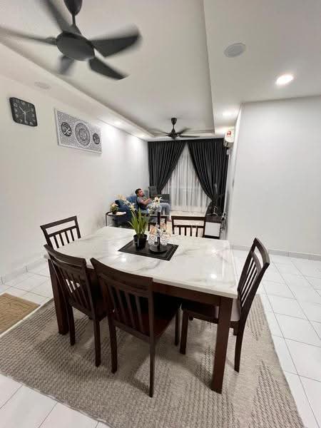 Pangsapuri untuk Disewa di Lily Apartment @ Kuchai Lama - WAI MUN CHUNG - Living Room - PropertyGuru.com.my