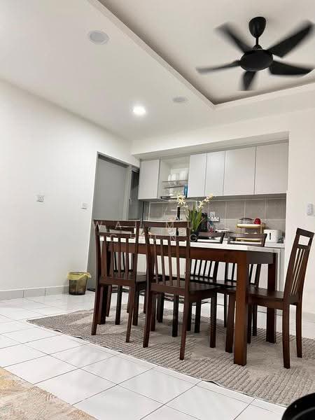 Pangsapuri untuk Disewa di Lily Apartment @ Kuchai Lama - WAI MUN CHUNG - Dining Room - PropertyGuru.com.my