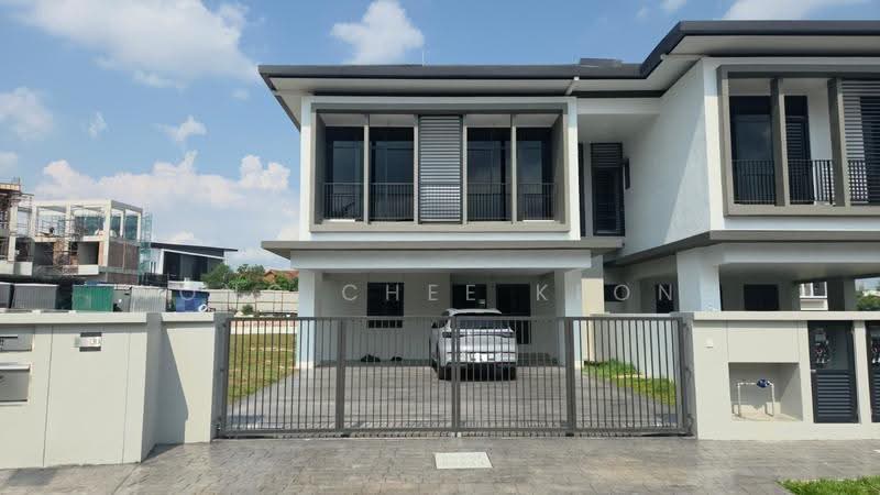 Semi-Detached House for Sale in Bandar Kinrara Seksyen 8 (Bandar Kinrara) - Wong Chee Keong - Exterior - PropertyGuru.com.my
