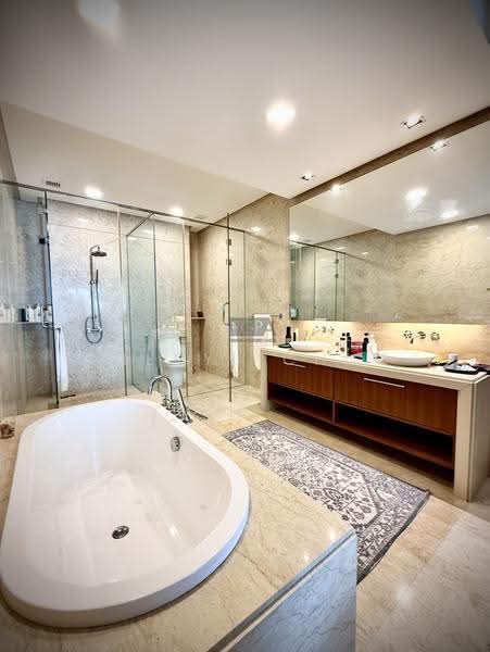 Service Residence for Sale at Straits Quay (The Suites at Waterside) - Cheryl Chng - Bathroom - PropertyGuru.com.my