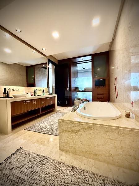 Service Residence for Sale at Straits Quay (The Suites at Waterside) - Cheryl Chng - Bathroom - PropertyGuru.com.my