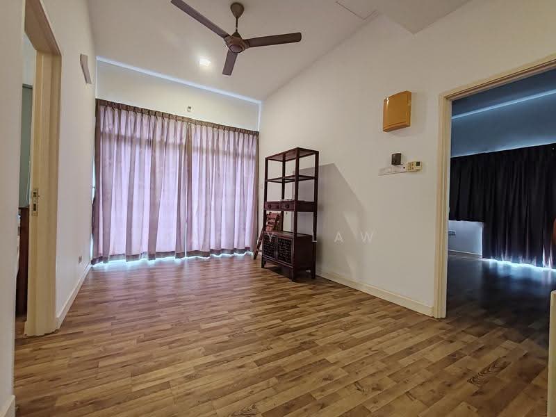 Semi-Detached House for Sale in Ayer Keroh (Melaka) - Harry Law - Living Room - PropertyGuru.com.my