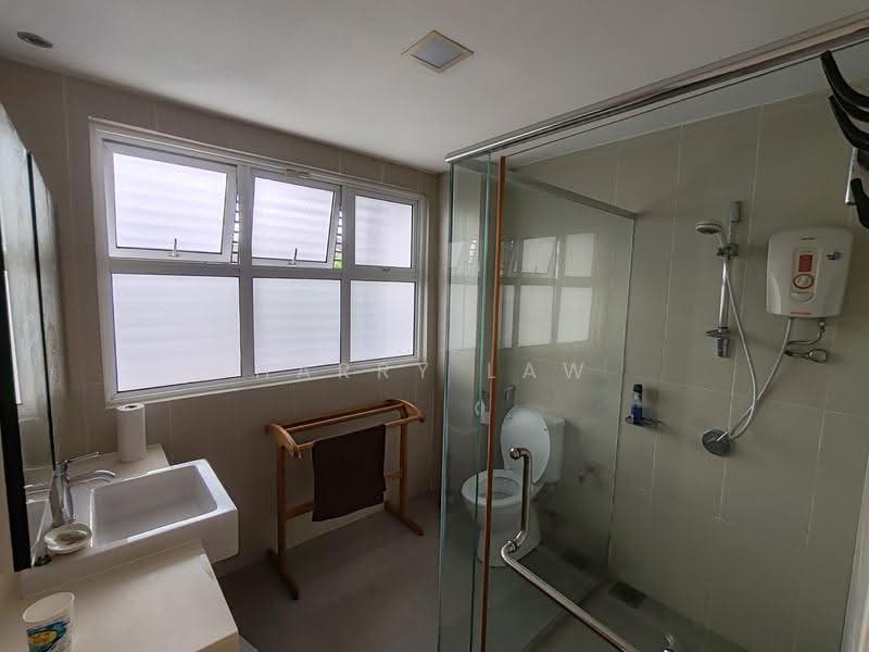Semi-Detached House for Sale in Ayer Keroh (Melaka) - Harry Law - Bathroom - PropertyGuru.com.my