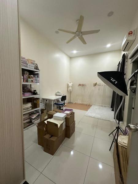 Rumah Berkembar untuk Dijual di Bandar Tasek Mutiara (Simpang Ampat) - May Ng - Study - PropertyGuru.com.my