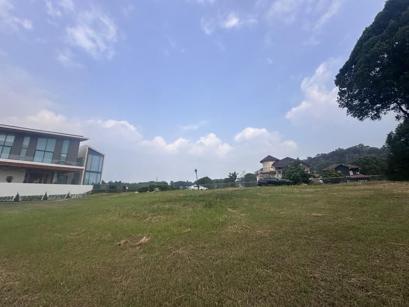 Tanah Komersial untuk Dijual di Mines Resort City (Seri Kembangan) - Jamie Chen - PropertyGuru.com.my