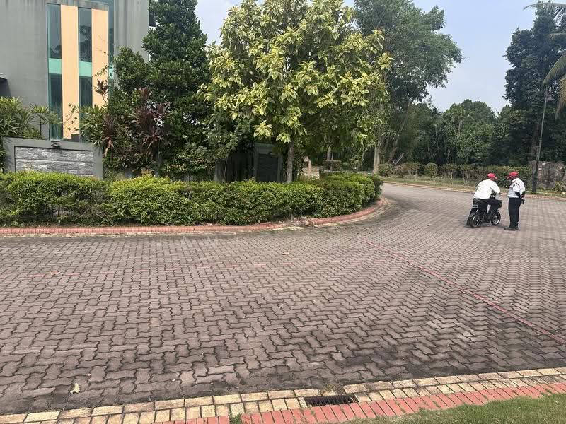 Tanah Komersial untuk Dijual di Seri Kembangan (Selangor) - Jamie Chen - PropertyGuru.com.my