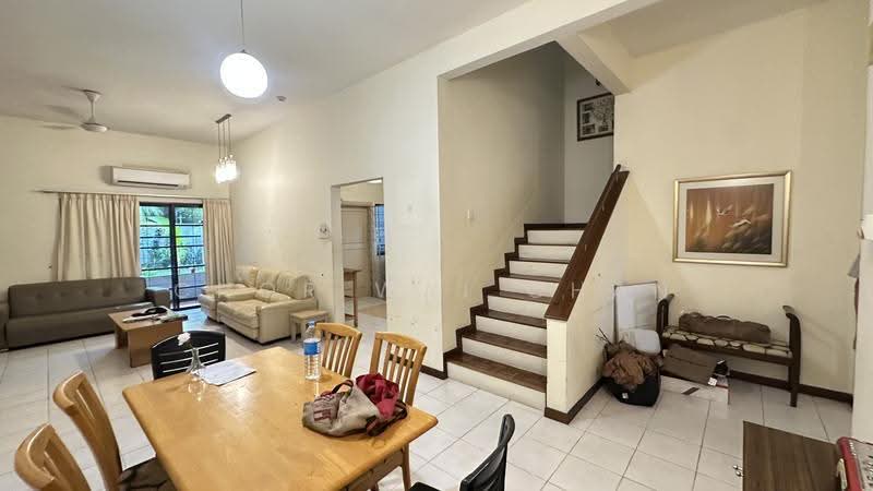 Pangsapuri untuk Dijual di Parkville - Chor Wai Chan - Living Room - PropertyGuru.com.my