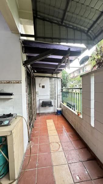 Pangsapuri untuk Dijual di Parkville - Chor Wai Chan - Balcony - PropertyGuru.com.my