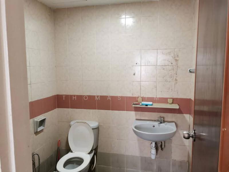 Kondominium untuk Dijual di Menara City One - Thomas Lim - Bathroom - PropertyGuru.com.my