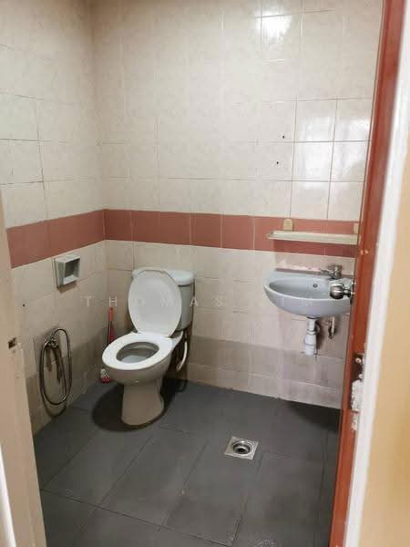 Kondominium untuk Dijual di Menara City One - Thomas Lim - Bathroom - PropertyGuru.com.my