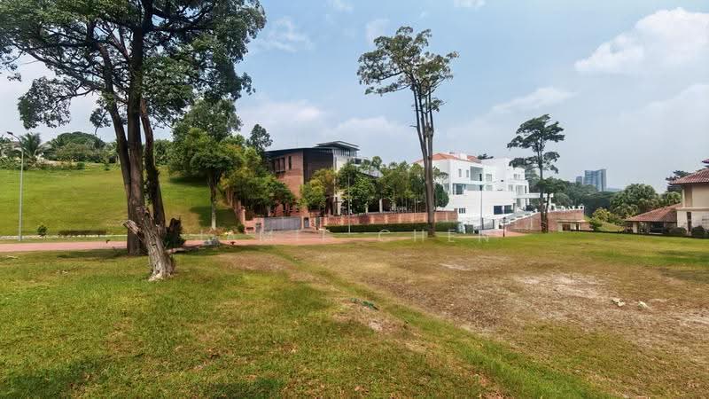 Tanah Komersial untuk Dijual di Seri Kembangan (Selangor) - Jamie Chen - Exterior - PropertyGuru.com.my
