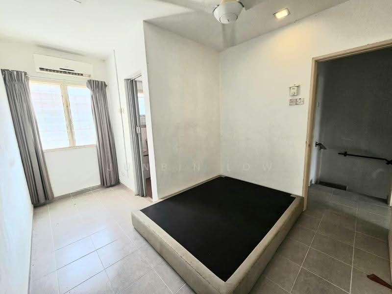 2-storey Terraced House for Sale in TAMAN PUCHONG UTAMA (Puchong) - Junbin Low - Bedroom - PropertyGuru.com.my