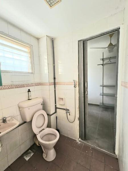 2-storey Terraced House for Sale in TAMAN PUCHONG UTAMA (Puchong) - Junbin Low - Bathroom - PropertyGuru.com.my