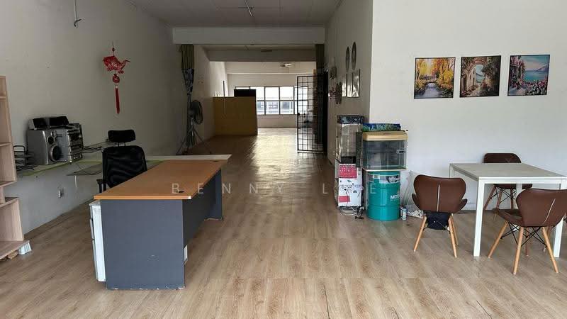 Pejabat untuk Disewa di Pusat Perdagangan Seri Kembangan (Seri Kembangan) - Benny Lee - Interior - PropertyGuru.com.my