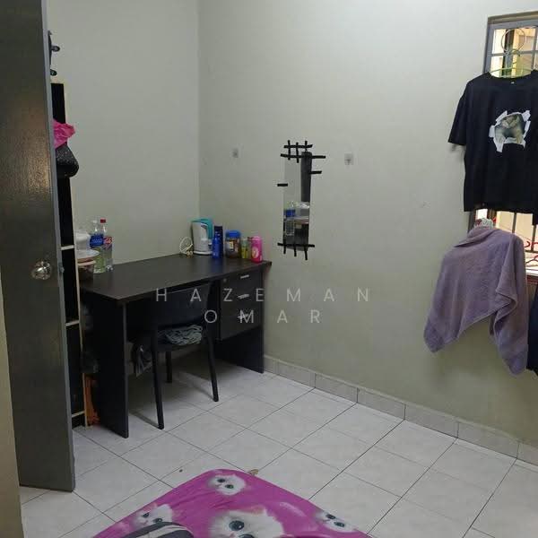 Apartment for Sale at Pangsapuri Kelana Impian - Hazeman Omar - Study - PropertyGuru.com.my