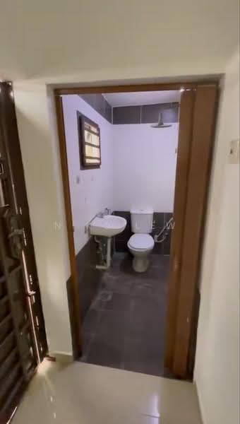 Bungalow House for Rent in Taman Abad (Johor Bahru) - Niko Lew - Bathroom - PropertyGuru.com.my