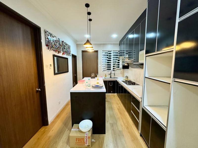 Rumah Teres 2-Tingkat untuk Dijual di Sepang (Selangor) - Ahmad Muslim - Kitchen - PropertyGuru.com.my