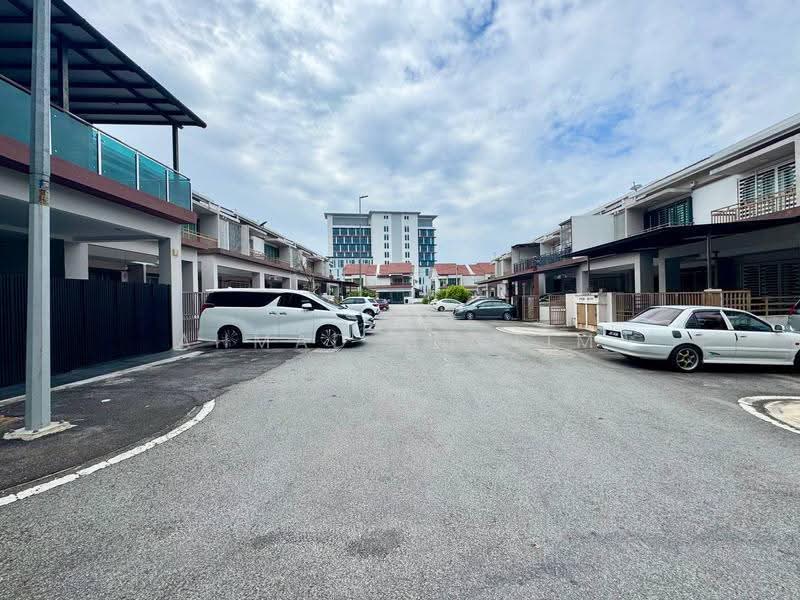 Rumah Teres 2-Tingkat untuk Dijual di Sepang (Selangor) - Ahmad Muslim - Exterior - PropertyGuru.com.my