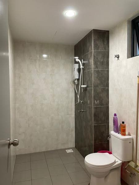 Kondominium untuk Disewa di Vista Bangi - Lesli Yim - Bathroom - PropertyGuru.com.my