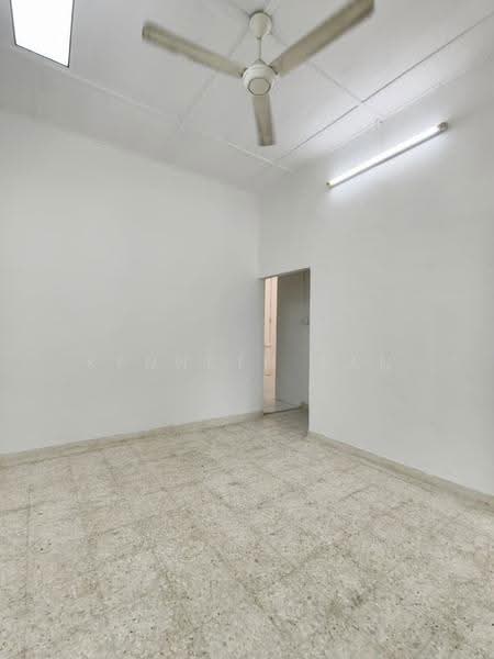 1-storey Terraced House for Sale in Taman Sentosa (Johor Bahru) - Kenneth Tan - Interior - PropertyGuru.com.my