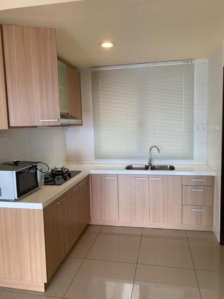 Pangsapuri untuk Dijual di Molek Pine 3 - Jun Wang - PropertyGuru.com.my