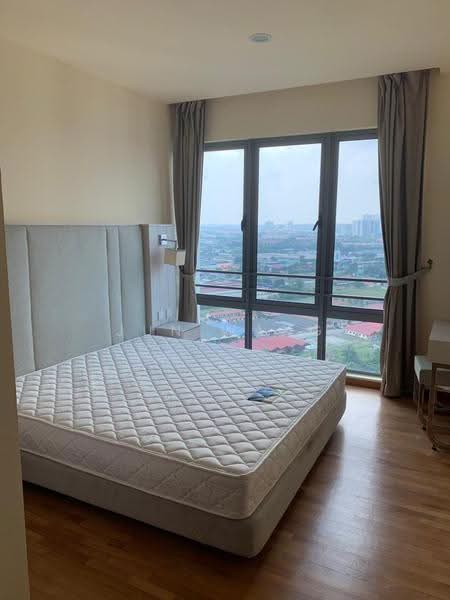 Pangsapuri untuk Dijual di Molek Pine 3 - Jun Wang - PropertyGuru.com.my
