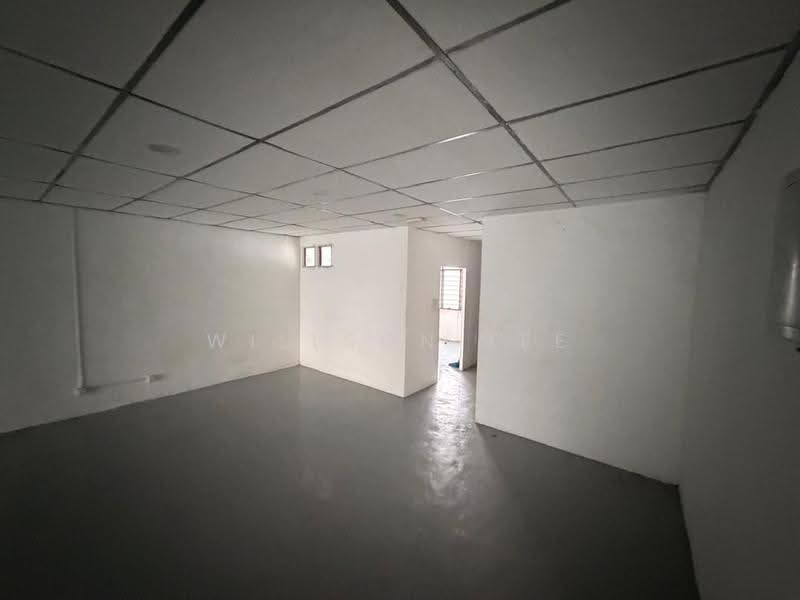Shop for Rent in Taman Bukit Minyak (Bukit Minyak) - Willson Lee - Interior - PropertyGuru.com.my