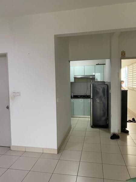 Condominium for Rent at Residensi Sentulmas - Luke Ross - Kitchen - PropertyGuru.com.my