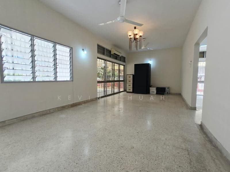 Semi-Detached House for Rent in Taman Mutiara Barat (Cheras) - Kevin Chuah - Living Room - PropertyGuru.com.my