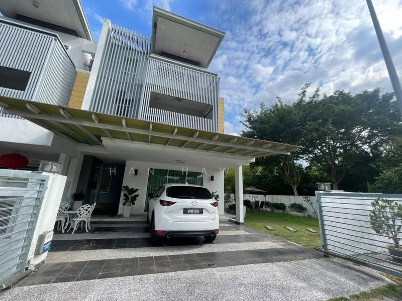 3-storey Terraced House for Sale in Kajang (Selangor) - Han Haw Ze - PropertyGuru.com.my