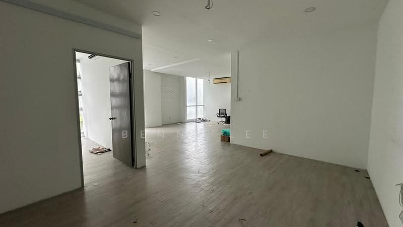 Office for Rent in Taman Equine (Seri Kembangan) - Benny Lee - Interior - PropertyGuru.com.my