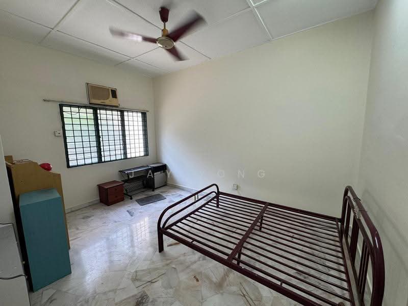 Rumah Teres 2-Tingkat untuk Disewa di Kepong (Kuala Lumpur) - Jay Yong - Bedroom - PropertyGuru.com.my