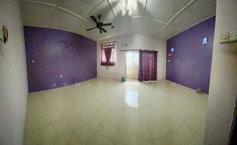2-storey Terraced House for Sale in Taman Manggis Jaya (Banting) - Ahmad Muslim - Living Room - PropertyGuru.com.my