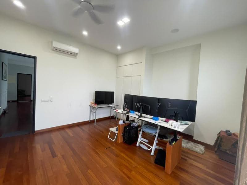 Bungalow House for Sale in Eco Majestic (Semenyih) - Han Haw Ze - Study - PropertyGuru.com.my