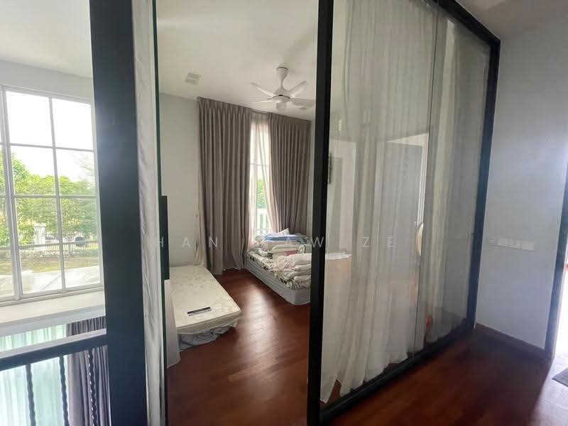 Bungalow House for Sale in Eco Majestic (Semenyih) - Han Haw Ze - Bedroom - PropertyGuru.com.my