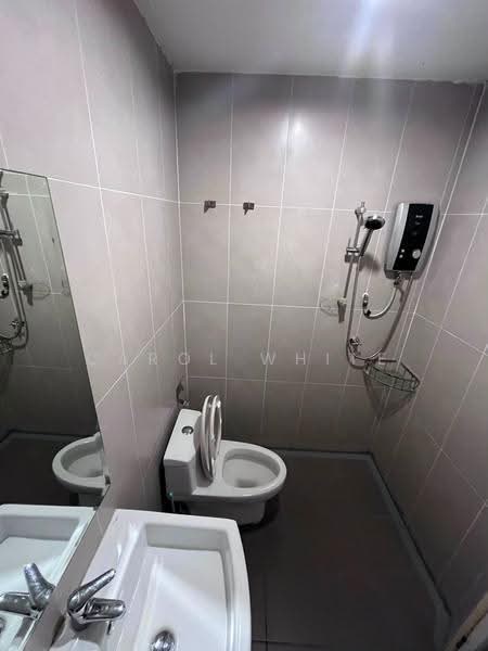 Kondominium untuk Disewa di Contessa - Carol White - Bathroom - PropertyGuru.com.my