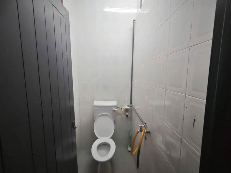 Rumah Teres 1-Tingkat untuk Dijual di Taman Ungku Tun Aminah (Skudai) - Zoey Lee - Bathroom - PropertyGuru.com.my