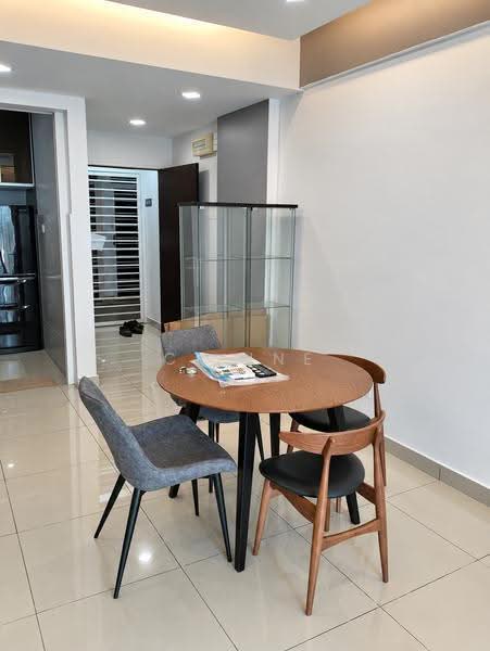 Kondominium untuk Disewa di Hijauan Puteri Condominium - Celine Shoo - Dining Room - PropertyGuru.com.my