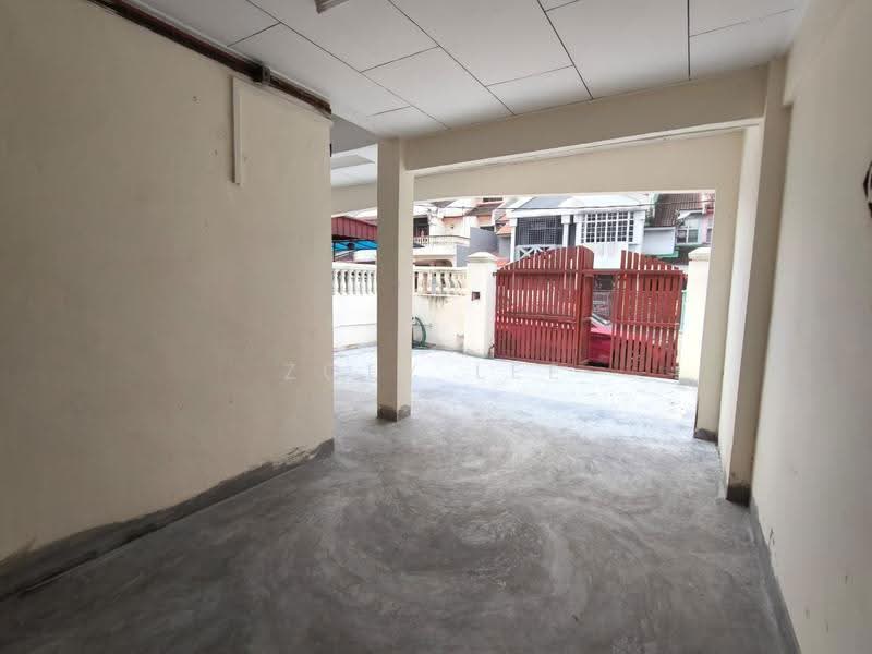 2-storey Terraced House for Sale in Taman Desa Skudai (Skudai) - Zoey Lee - Exterior - PropertyGuru.com.my