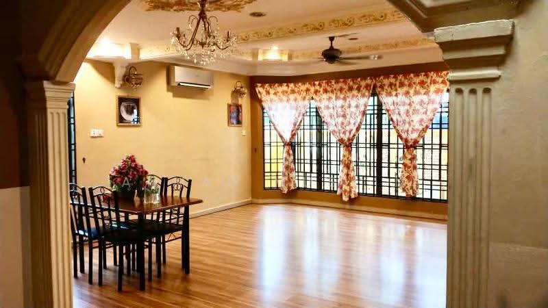 Terraced House for Sale in Taman Banting Baru (Banting) - Ahmad Muslim - Living Room - PropertyGuru.com.my