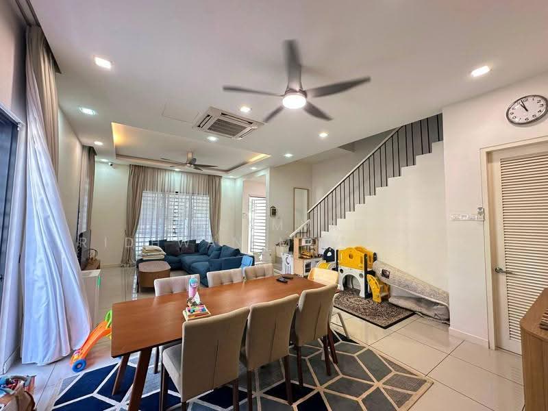 Rumah Teres 2-Tingkat untuk Dijual di Sepang (Selangor) - Muhammad Ridhwan Mohd Huzairi - Living Room - PropertyGuru.com.my