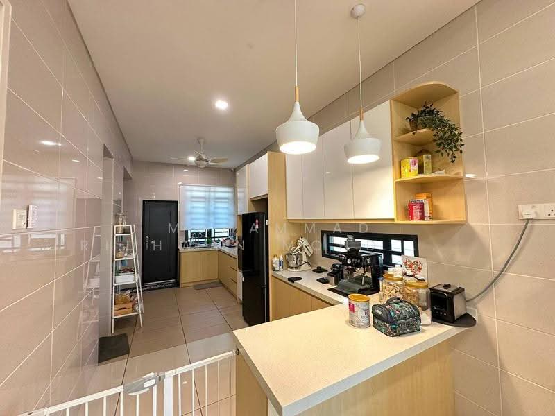 Rumah Teres 2-Tingkat untuk Dijual di Sepang (Selangor) - Muhammad Ridhwan Mohd Huzairi - Kitchen - PropertyGuru.com.my