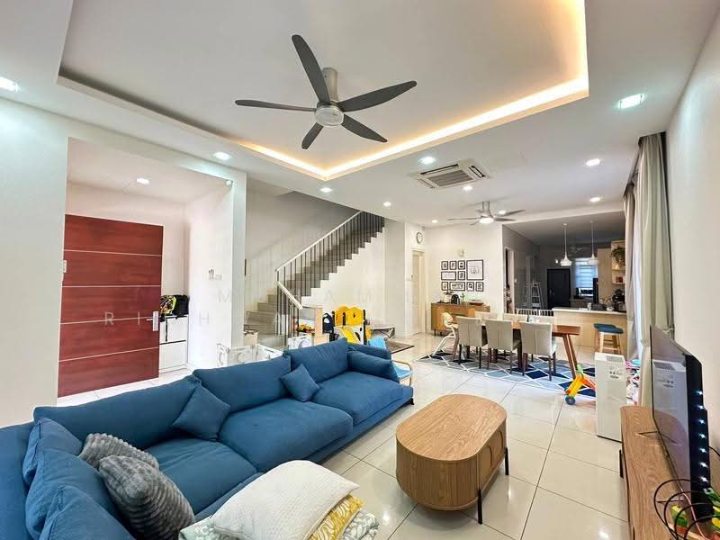Rumah Teres 2-Tingkat untuk Dijual di Sepang (Selangor) - Muhammad Ridhwan Mohd Huzairi - Living Room - PropertyGuru.com.my
