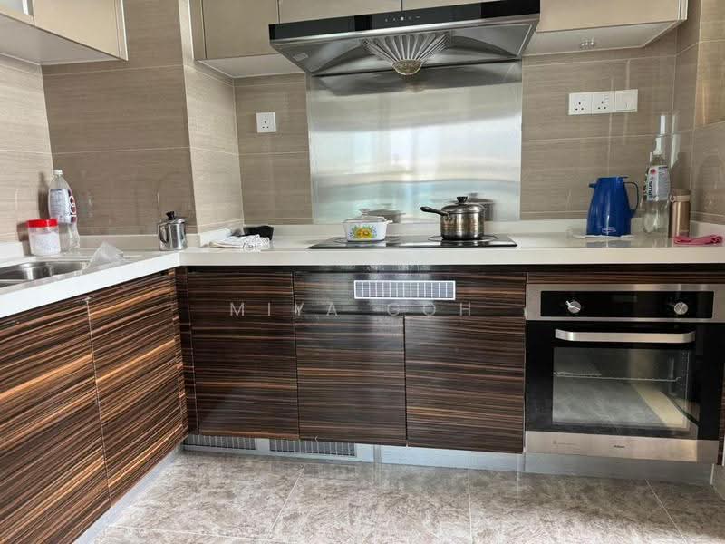 Kondominium untuk Dijual di R&F Princess Cove Phase 2-Seine Region - Miya Goh - Kitchen - PropertyGuru.com.my