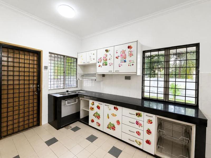 Rumah Teres 2-Tingkat untuk Dijual di Subang Jaya (Selangor) - Muhammad Ashraf . - Kitchen - PropertyGuru.com.my